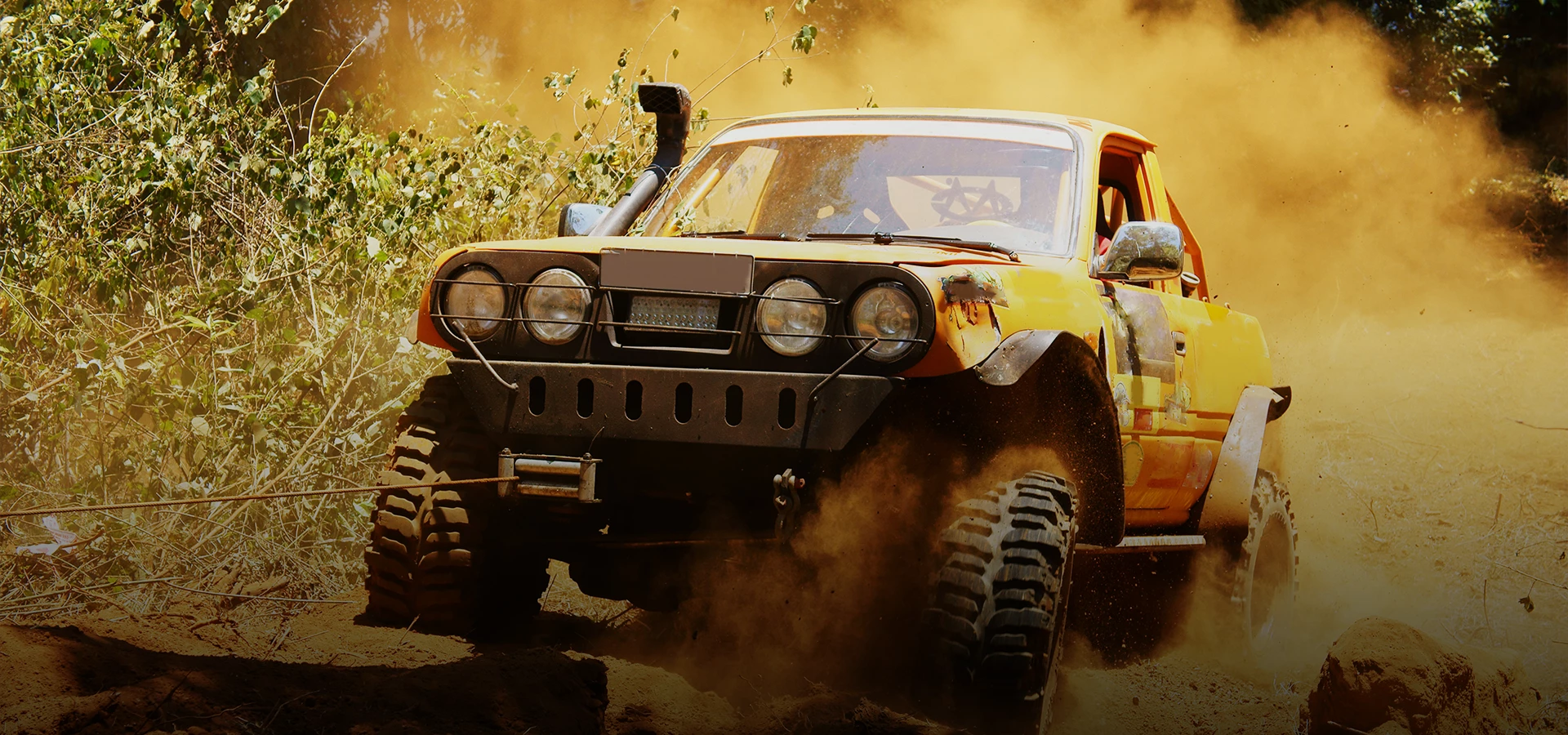 fullwidht-image-text-and-photo